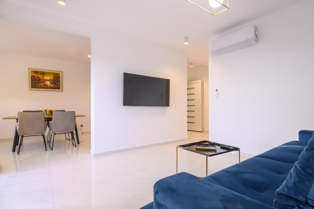 Luxury Apartments Leonika Bibinje Exterior photo
