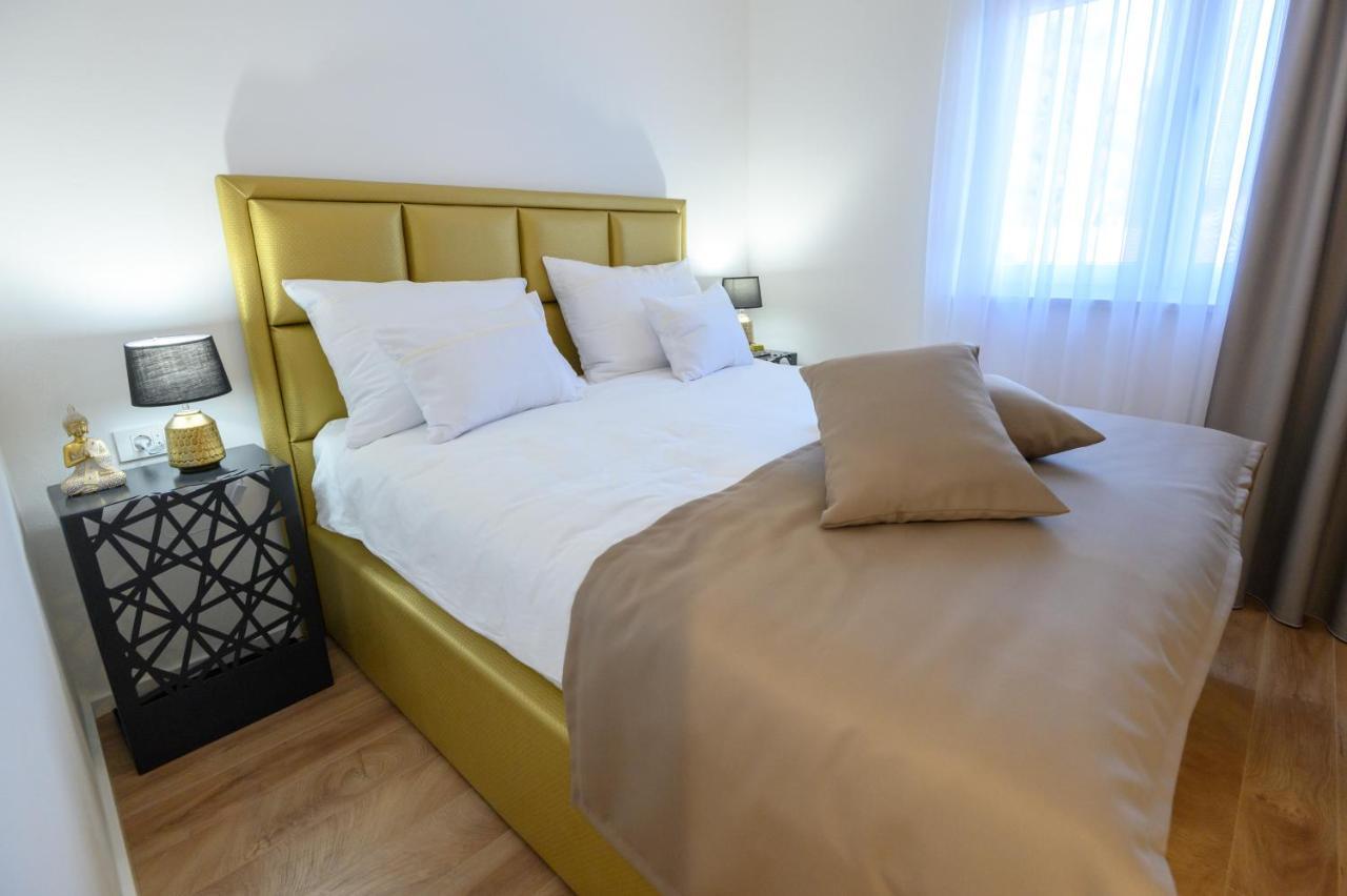 Luxury Apartments Leonika Bibinje Exterior photo